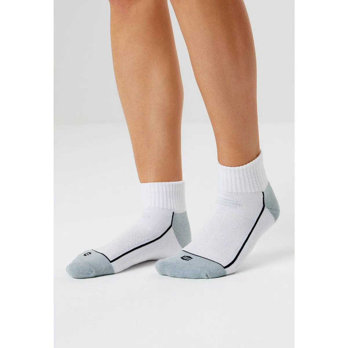 8 Pack Avery Quarter Socks